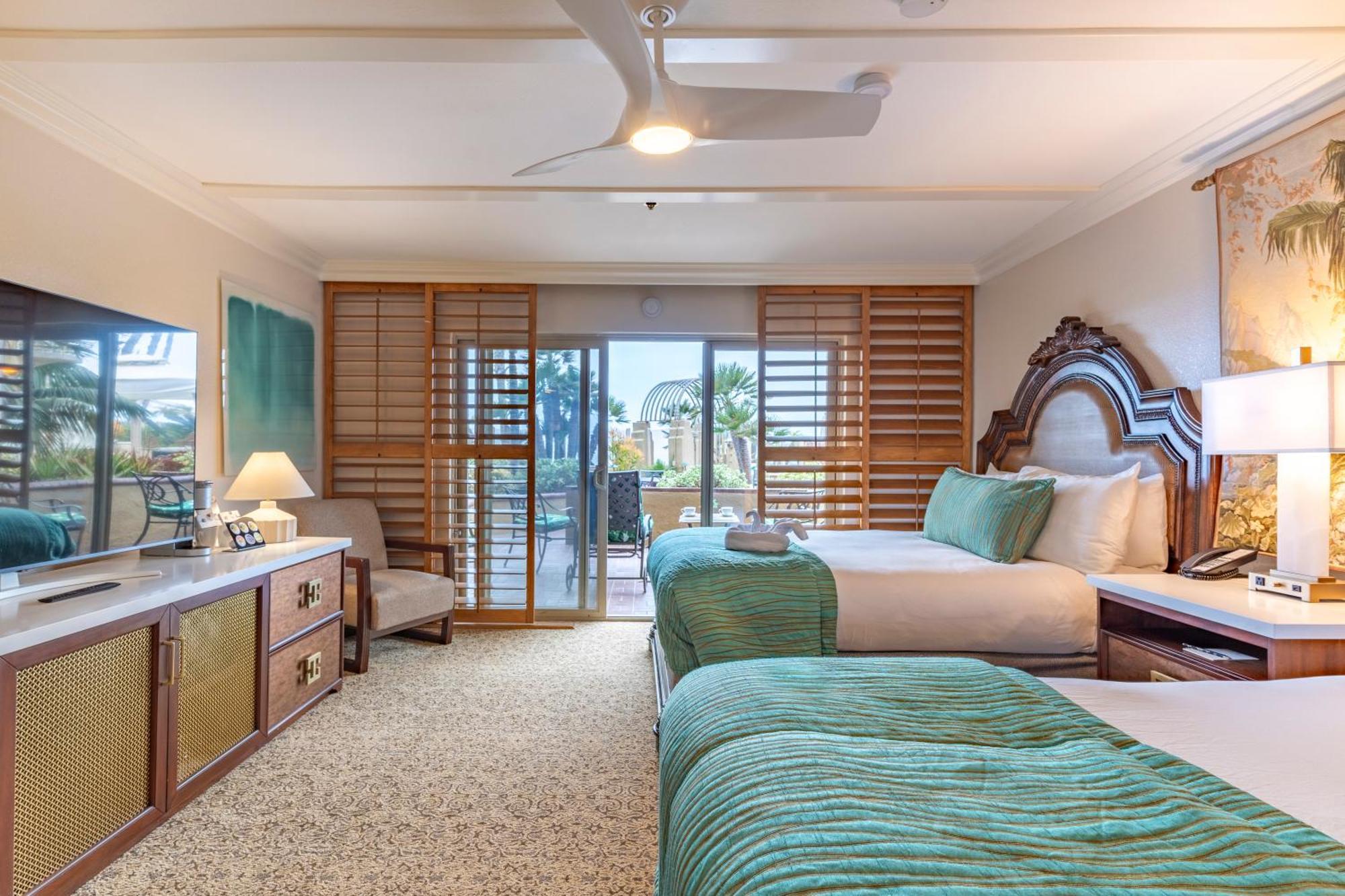 Pacific Terrace 4*
